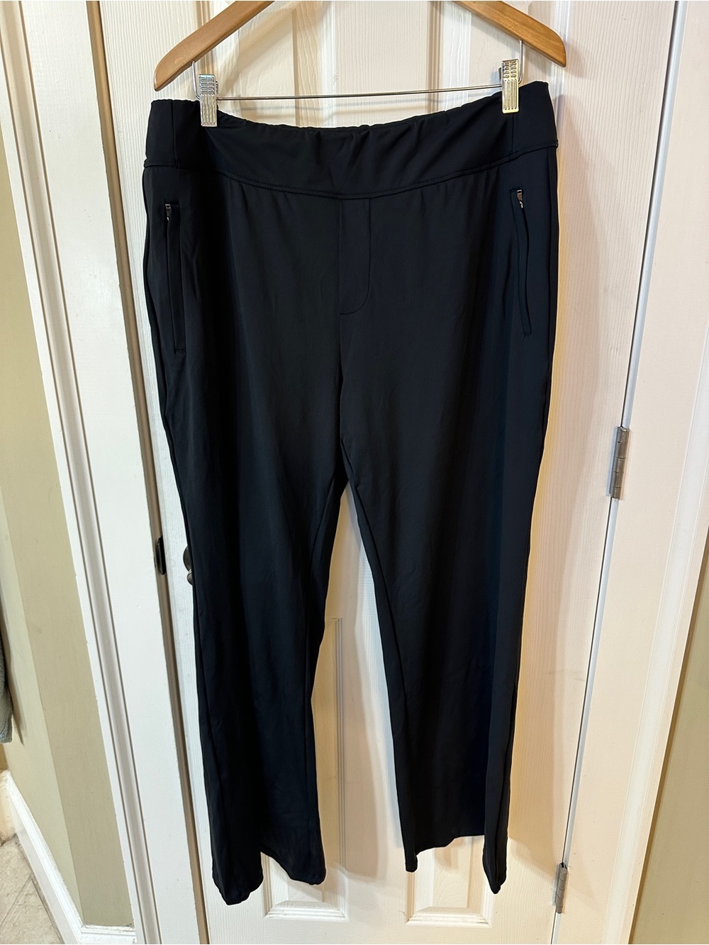 Halara Day Stretch Pocket Flare Yoga Plus Size Leggings Size 1X NWT Flattering